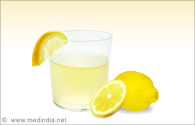 治疗消化不良:柠檬汁
